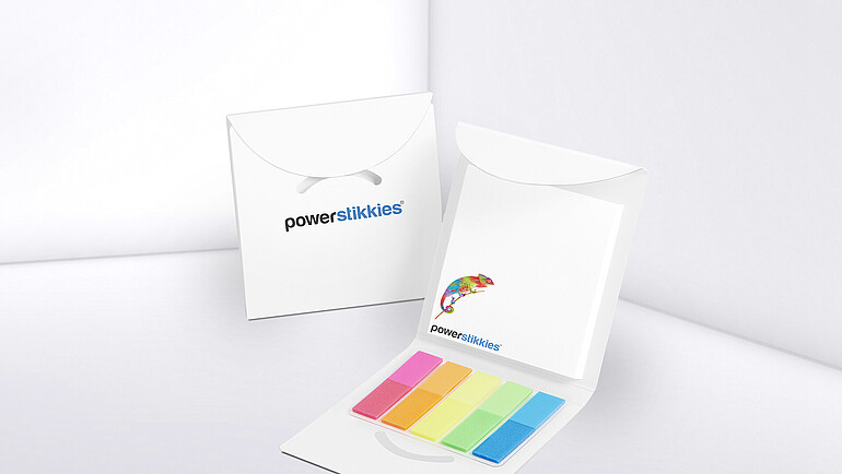 Adhesive set with white and coloured adhesive notes and cardboard closure