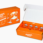 Inside the packaging (Aperol Spritz): Precisely fitting cardboard inserts secure the glasses and reliably protect against breakage during transit. (c) Karl Knauer KG