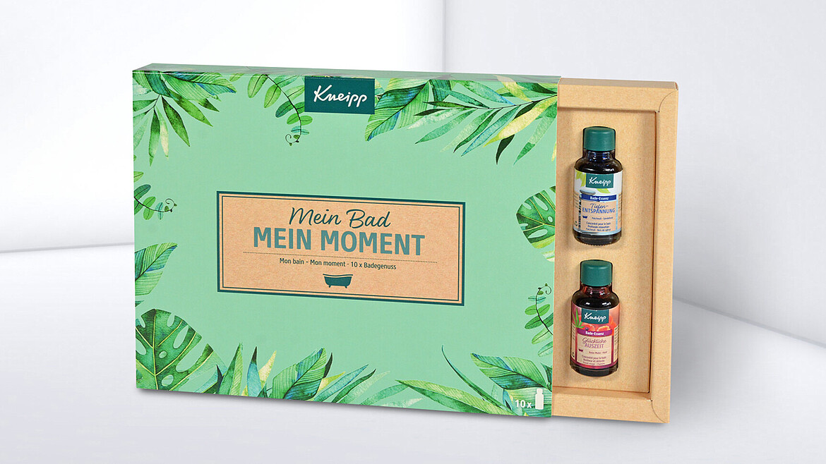 Sliding box with filled vials