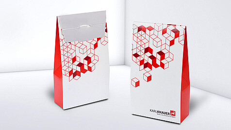 Pouch box model by Karl Knauer
