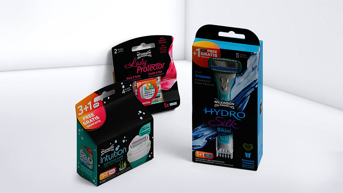 Different hanging boxes for razors and blades