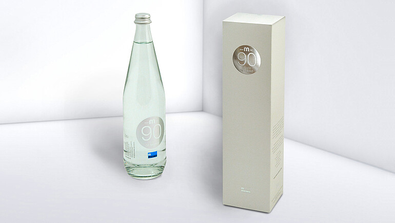 Water bottles with highly refined packaging