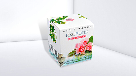 Square folding boxes with floral pattern
